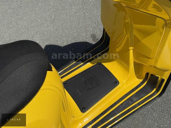 LIN CAR | 2023 LAMBRETTA V50 SPECIAL SARI
