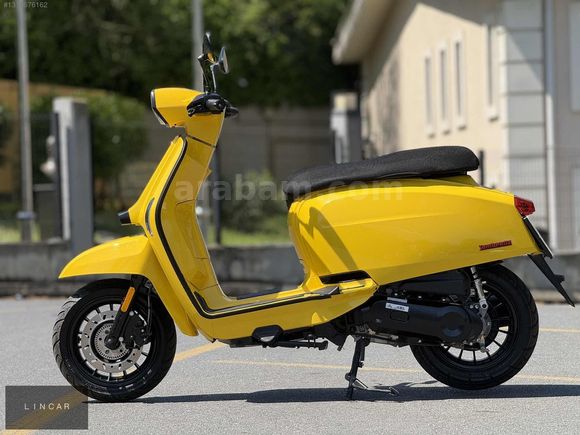 LIN CAR | 2023 LAMBRETTA V50 SPECIAL SARI