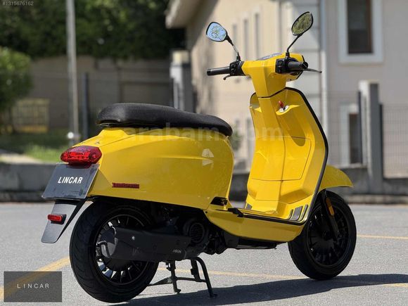 LIN CAR | 2023 LAMBRETTA V50 SPECIAL SARI