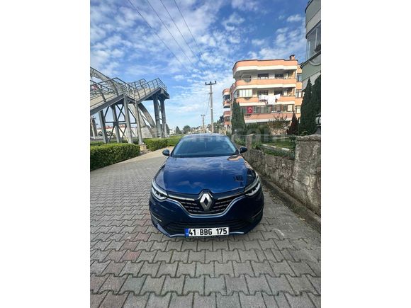 Sahibinden Renault Megane 1.3 TCe Icon 2025 Model 