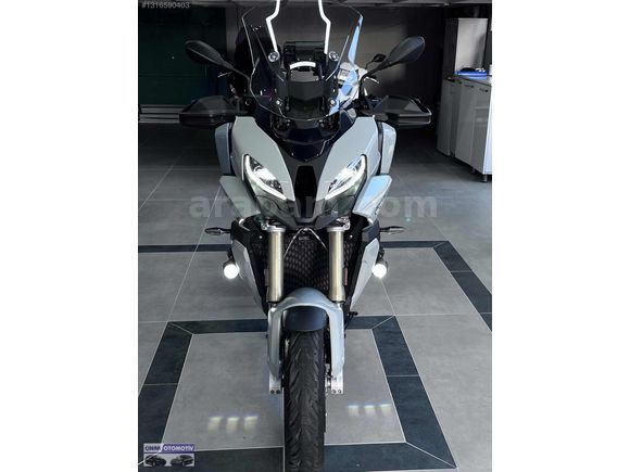ÇİZİKSİZ~DÜŞMESİZ~BMW SERVİS BAKIMLI~20.000 KM~ÇANTALI