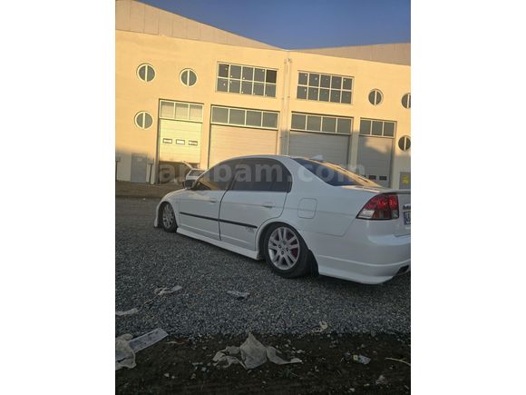 Sahibinden Honda Civic 1.6i VTEC LS 2005 Model