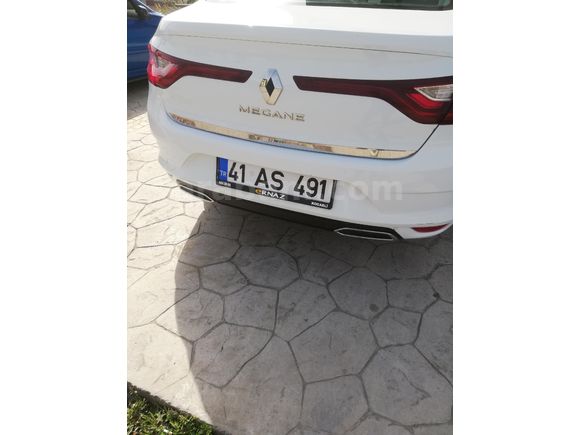 Sahibinden Renault Megane 1.3 TCe Joy 2022 Model