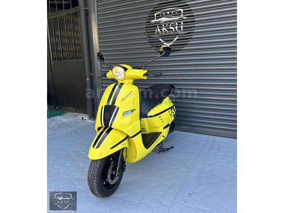 AKSU AUTO dan Peugeot Django 125 lik ABS