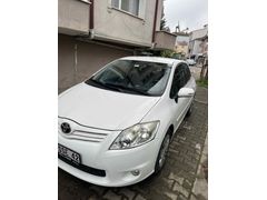 Sahibinden Toyota Auris 1.33 Comfort 2012 Model  185.500 km Beyaz