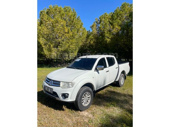 KM DÜŞÜK L 200 4x2 Invite 2015 Model 