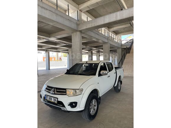 KM DÜŞÜK L 200 4x2 Invite 2015 Model 