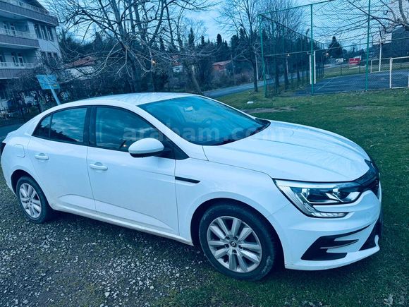 Sahibinden Renault Megane 1.3 TCe Joy 2021 Model 