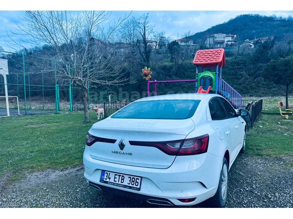 Sahibinden Renault Megane 1.3 TCe Joy 2021 Model 
