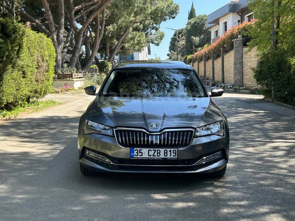 Sahibinden Skoda SuperB 1.5 Prestige 2023 Model 