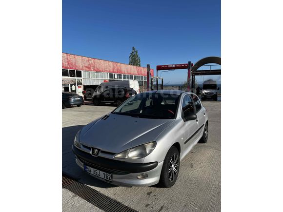 Sahibinden Peugeot 206 1.4 XR 2001 Model 