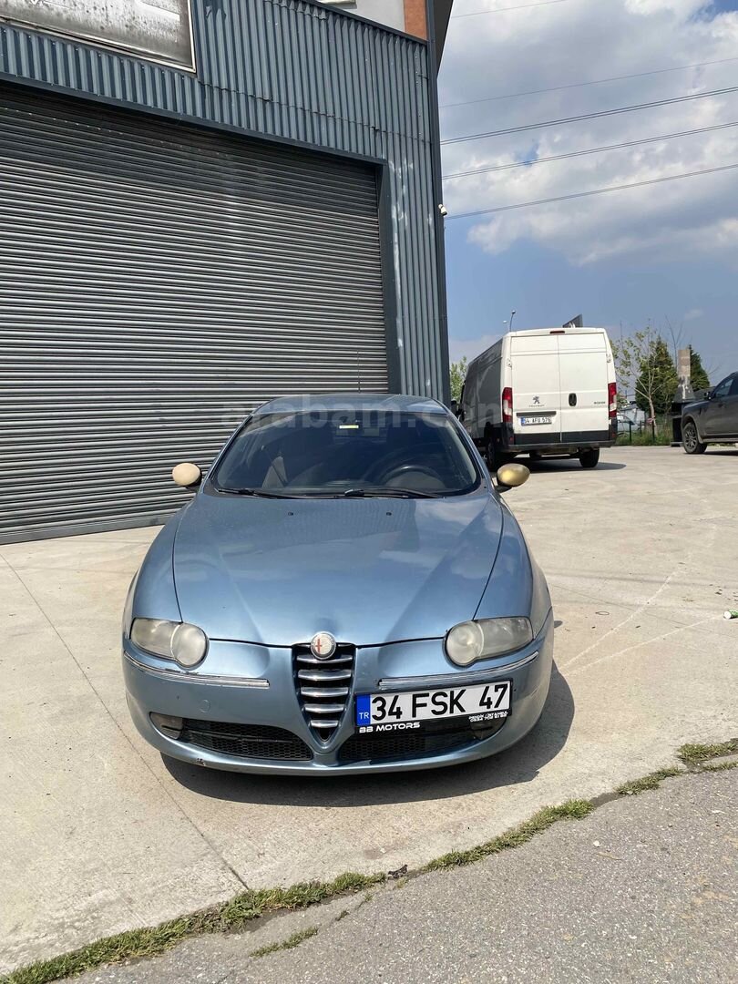 Sahibinden Alfa Romeo 147 1.6 TS Distinctive 2004 Model Bursa 263.000 km Mavi 1
