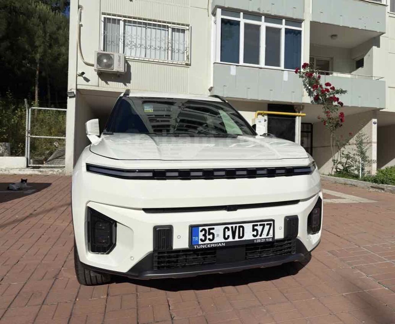 Sahibinden KGM SsangYong Torres EVX 4x2 2025 Model İzmir 13.050 km Beyaz 4