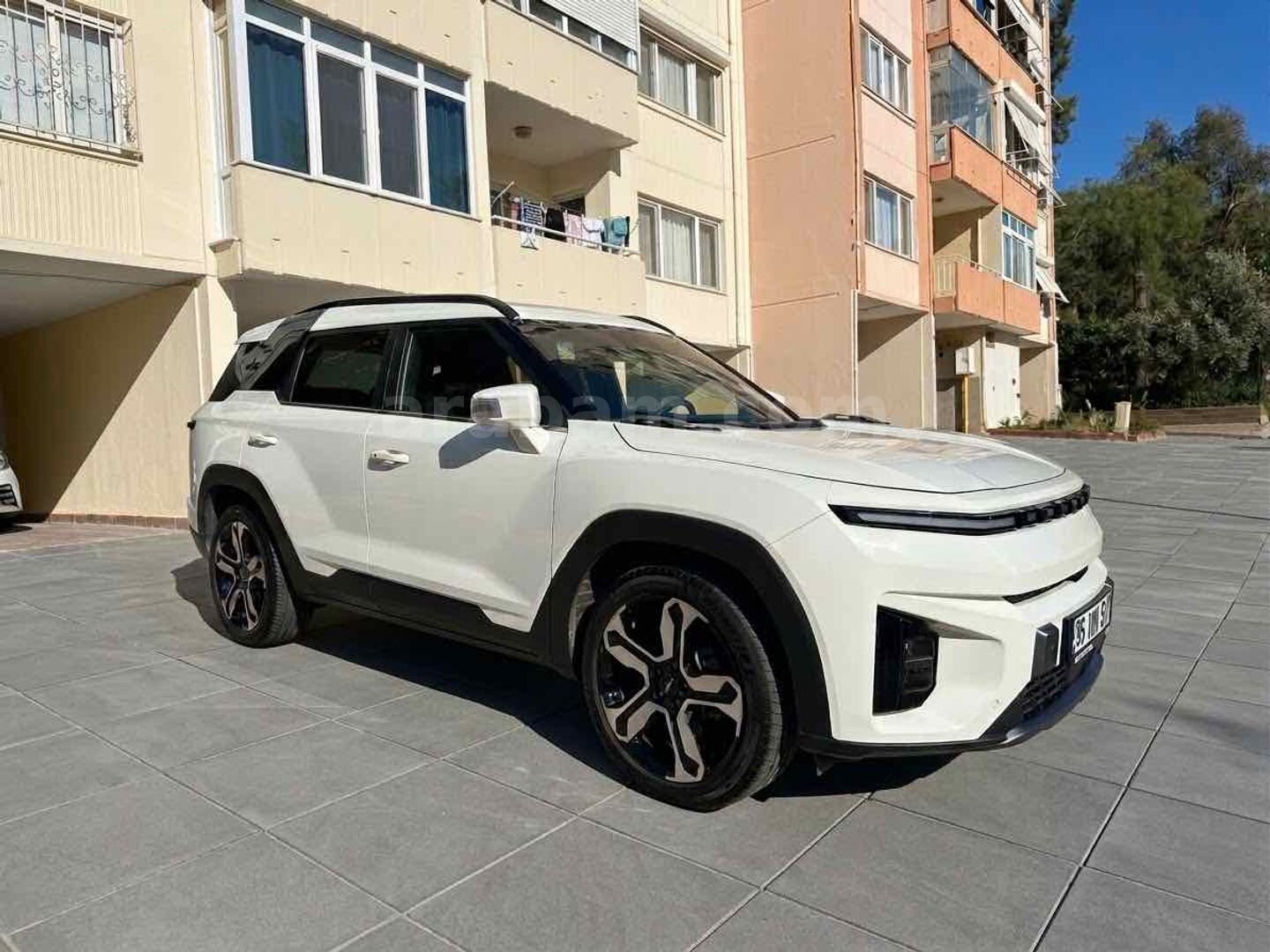 Sahibinden KGM SsangYong Torres EVX 4x2 2025 Model İzmir 13.050 km Beyaz 1