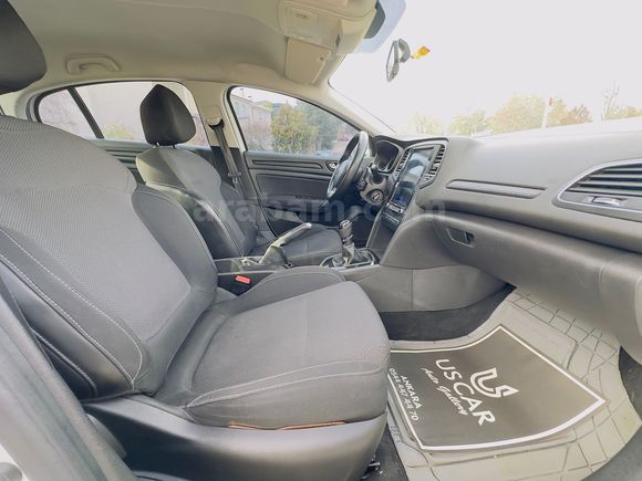 USCAR'dan 2017 Megane 1.5 dci Joy 275 bin km Temiz