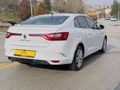 USCAR'dan 2017 Megane 1.5 dci Joy 275 bin km Temiz