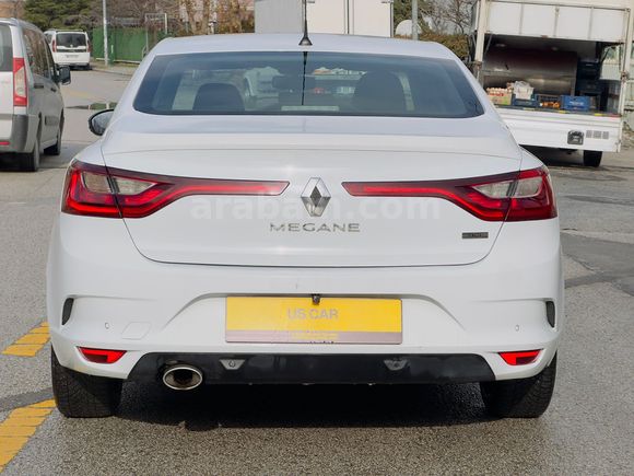 USCAR'dan 2017 Megane 1.5 dci Joy 275 bin km Temiz