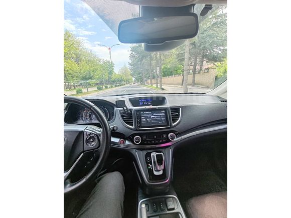 OTOMATİK Executive FULL cam tavan ANAHTARSIZ giriş, elektrikli bagaj, 4 LASTİK ve AKÜ SIFIR,yetkili servis bakımlı çeki demiri RUHSATA İŞLİ