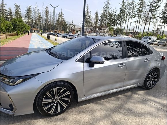 Sahibinden Toyota Corolla 1.5 Flame X-Pack 2022 Model