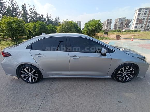 Sahibinden Toyota Corolla 1.5 Flame X-Pack 2022 Model