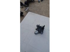 PEUGEOT 3008 ARKA CAM SİLGİ MOTORU YEDEK PARÇA - MURAT OTOMOTİV