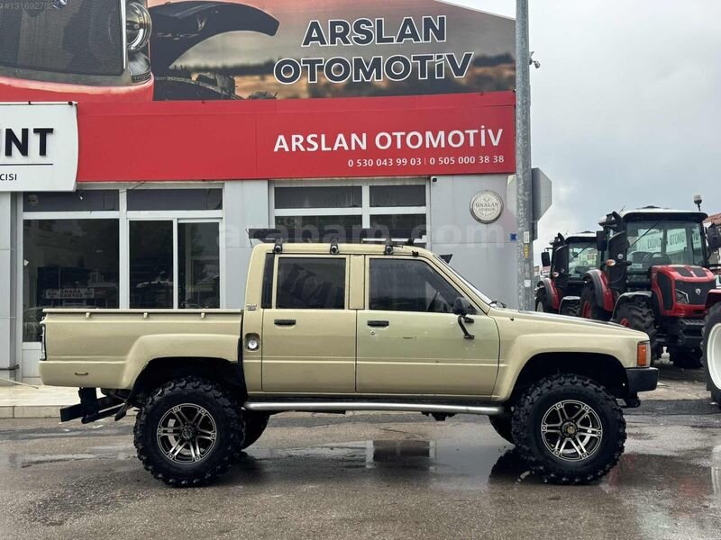 ARSLAN OTOMOTİV'DEN 1987 TOYOTA HİLUX 4X4 LN 65 TURBOLU