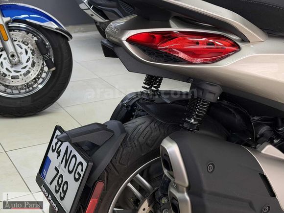 AUTO PARİS 2024 MODEL BEVERLY 400 İLK KULLANICIDAN HATASIZ