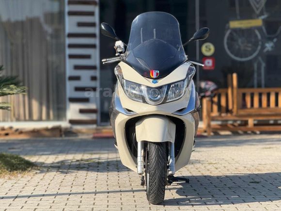 HLL CARS'dan 2015 PİAGGİO X10 350