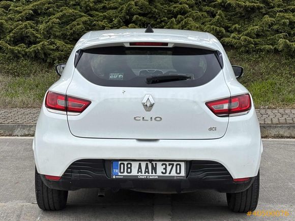"2016 MODEL CLİO 1.5 DCİ 226 BİN KM TAVAN BAGAJ BOYASIZ"