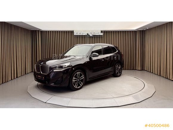 YETKİLİ SERVİS BAKIMLI 2024 BMW İX1 EDRIVE20 M SPORT DERİ KOLTUK