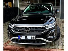 İLK SAHİBİNDEN SERVİS BAKIMLI BOYASIZ,HATASIZ T-ROC 1.5 TSI 2025