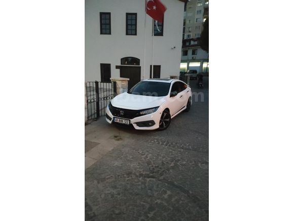 Sahibinden Honda Civic 1.6i DTEC Executive 2018 Model  110.000 km Beyaz
