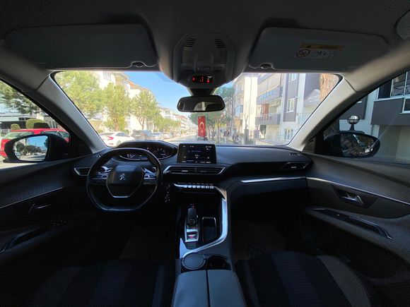 SAHİBİNDEN PEUGEOT 3008 DİZEL OTOMATİK BAKIMLARI YAPILMIŞ TEMİZ