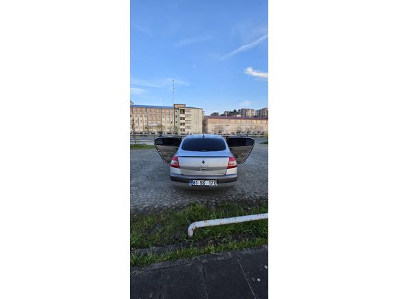 Sahibinden Renault Megane 1.5 dCi Expression 2006 Model  324.000 km Gri