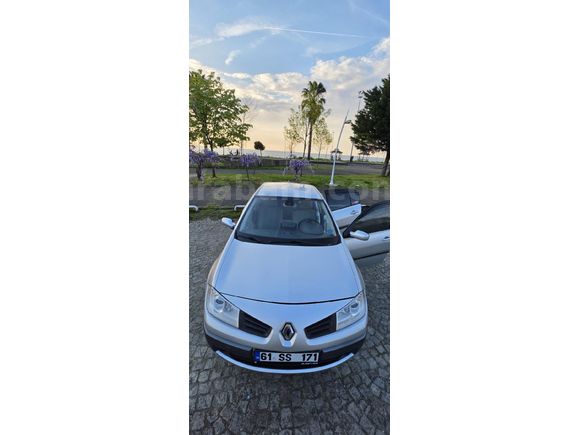 Sahibinden Renault Megane 1.5 dCi Expression 2006 Model  324.000 km Gri