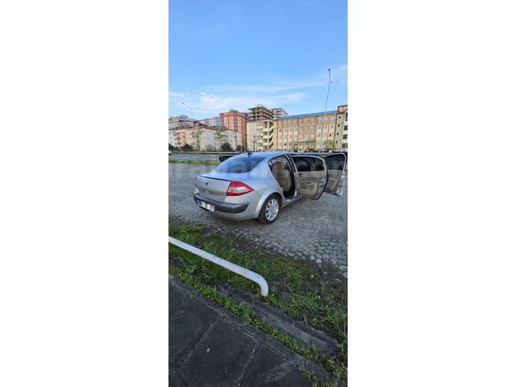 Sahibinden Renault Megane 1.5 dCi Expression 2006 Model  324.000 km Gri