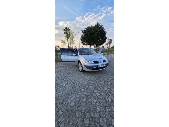 Sahibinden Renault Megane 1.5 dCi Expression 2006 Model  324.000 km Gri