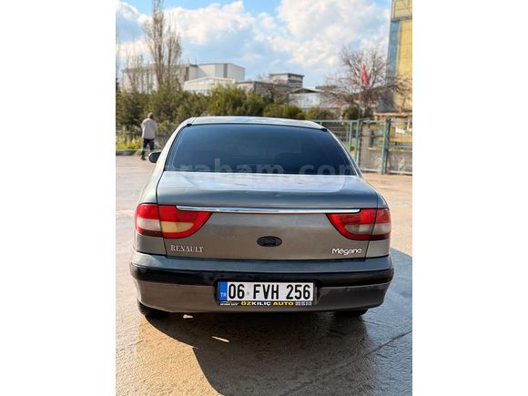 Sahibinden Renault Megane 1.6 RXi 2001 Model 