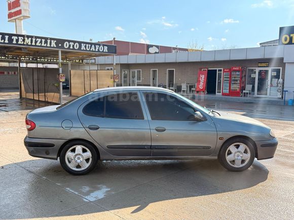 Sahibinden Renault Megane 1.6 RXi 2001 Model 