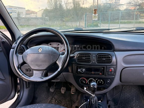 Sahibinden Renault Megane 1.6 RXi 2001 Model 