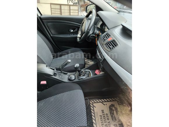 Sahibinden Renault Fluence 1.6 Dynamique 2011 Model 
