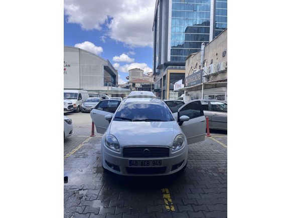 Dolular dolusu Linea 
Sahibinden Fiat Linea 1.3 Multijet Active Plus 2012 Model 