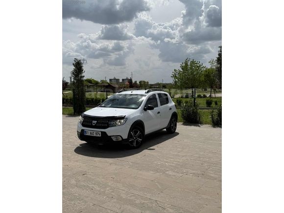ARGÜN GALLERİ DEN SANDERO
