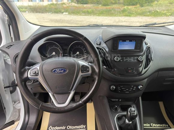 2022 HATASIZ BOYASIZ TRAMERSİZ 1.5 TDCI TİTANİUM 100 BG 6 İLERİ