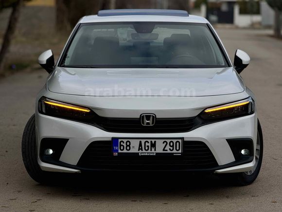 Sahibinden Honda Civic 1.5 i-VTEC Eco Elegance 2022 Model  40.000 km Beyaz