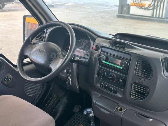 FORD TRANSİT 5+1 KLİMALI