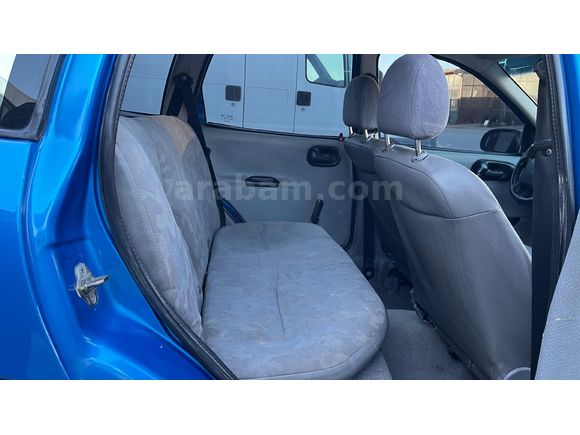 Corsa 1.4 GLS 1997 Model