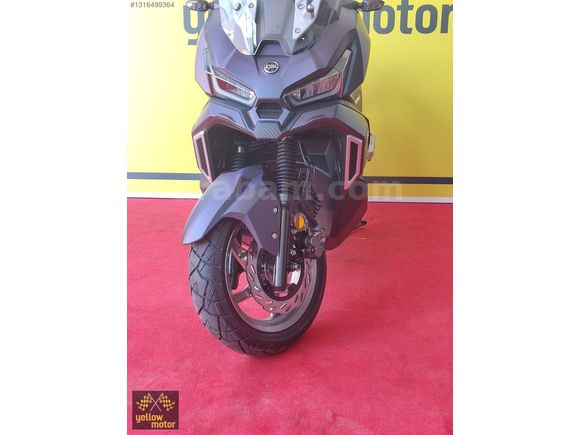 ADX 125 E5 + PLUS 2024 MODEL 12 TAKSİT ABS + TCS