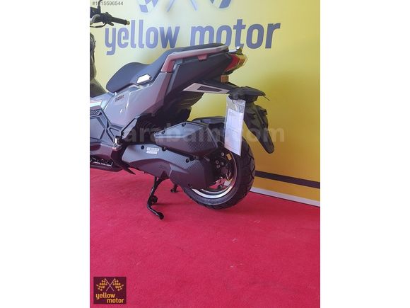 ADX 125 E5 + PLUS 2024 MODEL 12 TAKSİT ABS + TCS