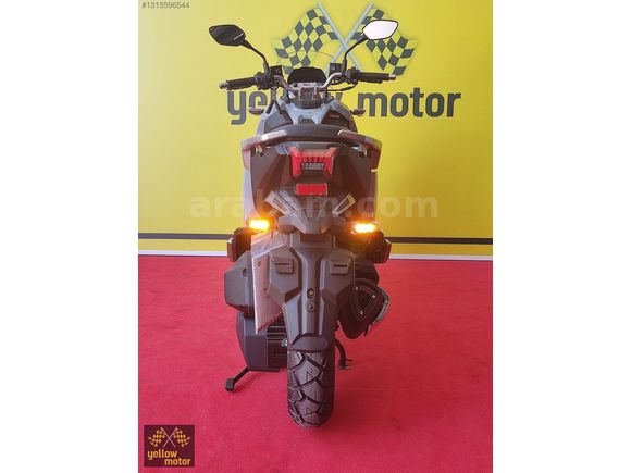 ADX 125 E5 + PLUS 2024 MODEL 12 TAKSİT ABS + TCS